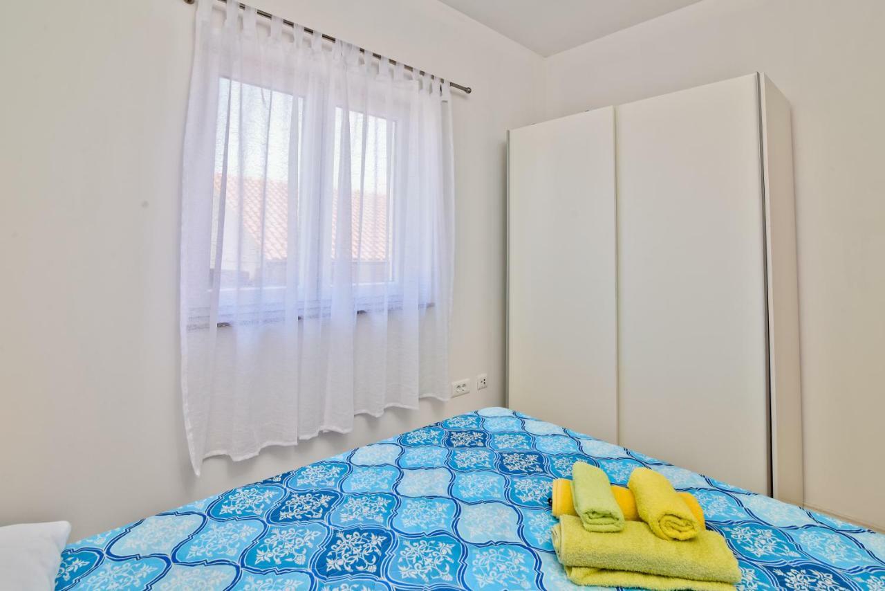 Apartments Mica Врси Екстериор снимка