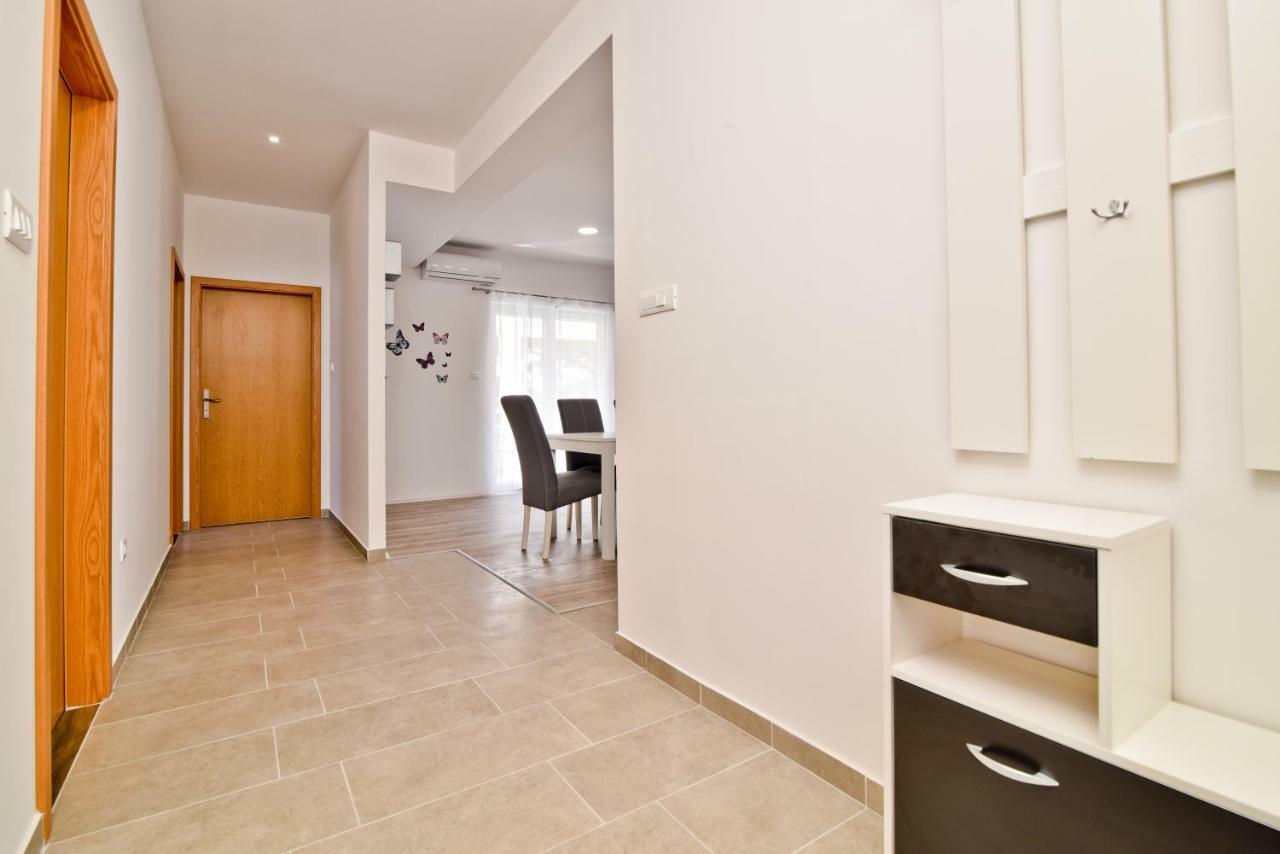 Apartments Mica Врси Екстериор снимка