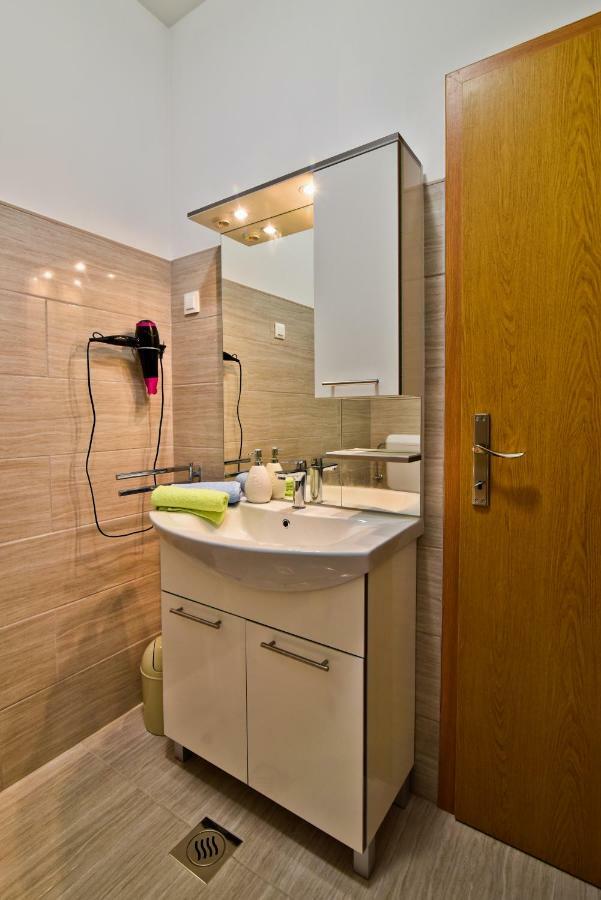 Apartments Mica Врси Екстериор снимка