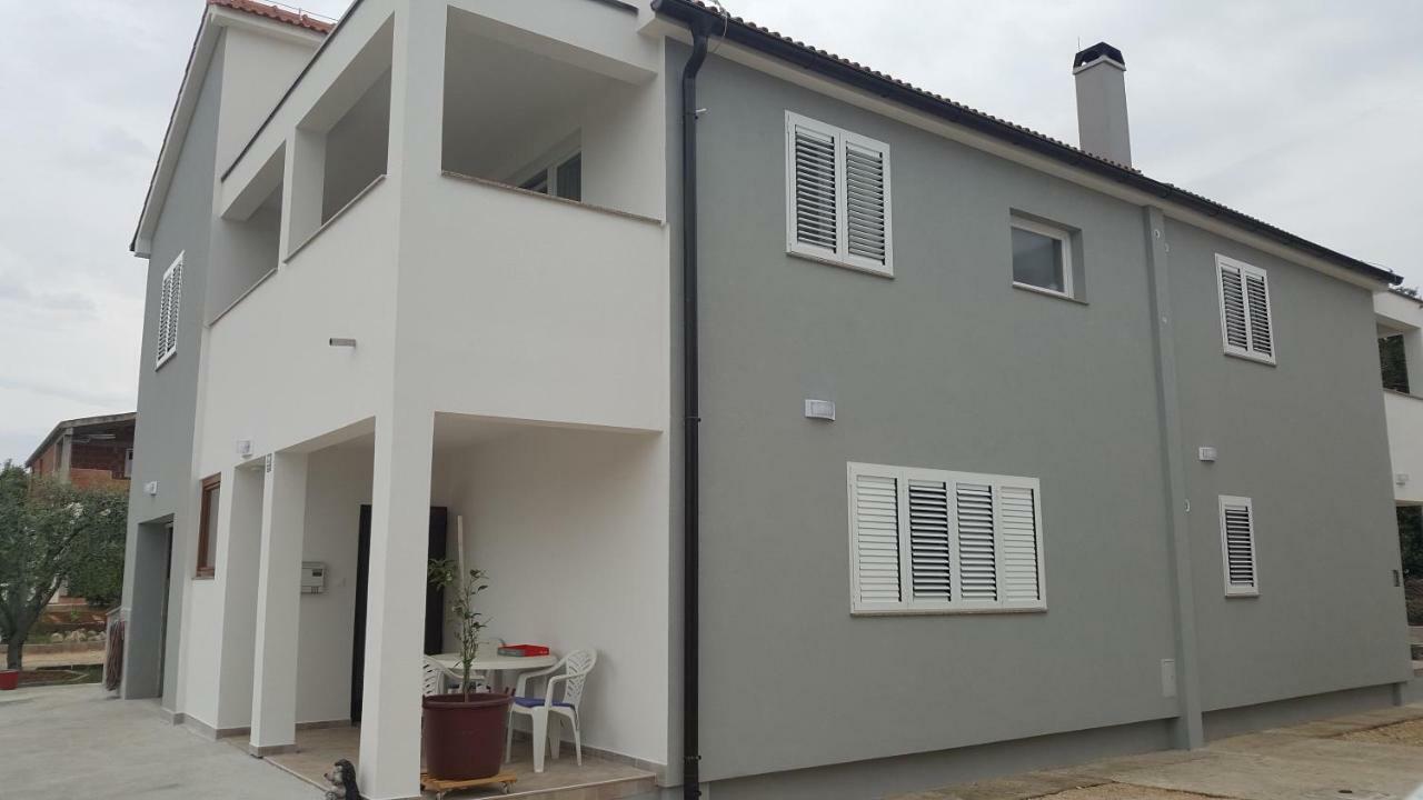 Apartments Mica Врси Екстериор снимка