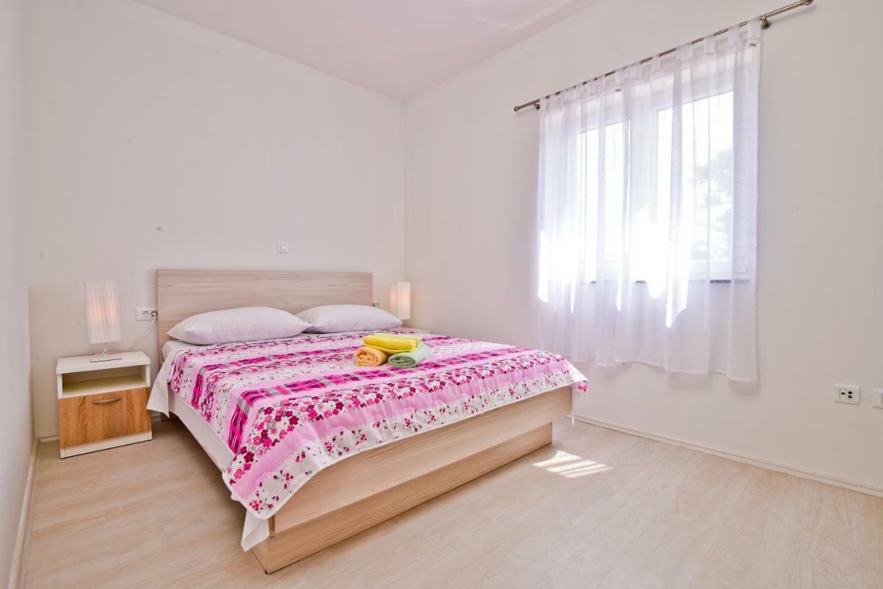 Apartments Mica Врси Екстериор снимка