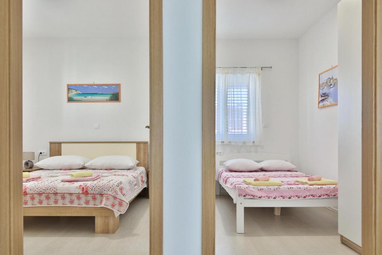 Apartments Mica Врси Екстериор снимка